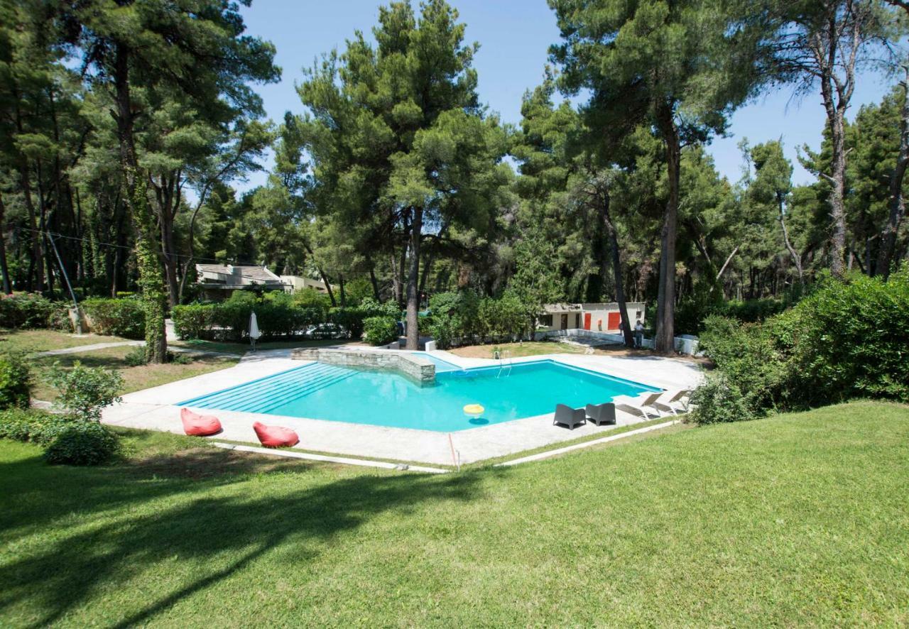 Villa Aurora In Sani With Garden And Pool Exterior photo