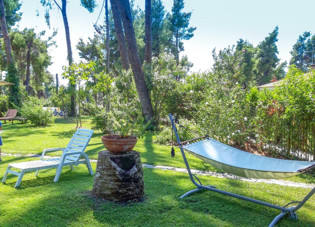 Villa Aurora In Sani With Garden And Pool Exterior photo